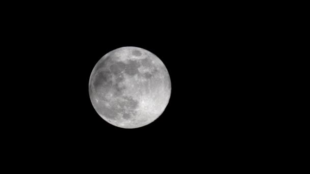 月圆月圆云经过的雨槽 — 图库视频影像