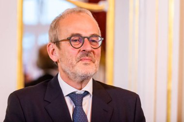 RIGA, LATVIA. 26 Ekim 2022. Avrupa Parlamentosu Başkan Yardımcısı Roberts Zile, Letonya Parlamentosu Başkanı ziyareti sırasında. Riga, Letonya.