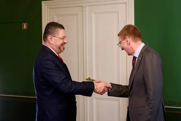 Riga Latvia 2023 Július Edgars Rinkevics Lettország Elnöke Találkozik Rodrigo — Stock Fotó
