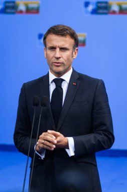 VILNIUS, LITHUANIA. 11 Temmuz 2023. Emmanuel Macron, Fransa Cumhurbaşkanı, NATO SUMIT 2023 'ün eşiğinde. Vilnius, Litvanya.