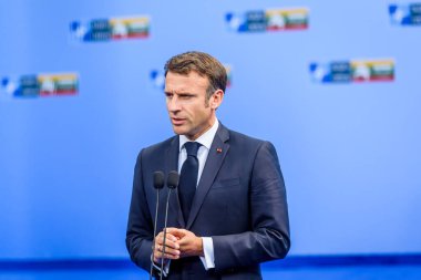 VILNIUS, LITHUANIA. 11 Temmuz 2023. Emmanuel Macron, Fransa Cumhurbaşkanı, NATO SUMIT 2023 'ün eşiğinde. Vilnius, Litvanya.