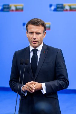 VILNIUS, LITHUANIA. 11 Temmuz 2023. Emmanuel Macron, Fransa Cumhurbaşkanı, NATO SUMIT 2023 'ün eşiğinde. Vilnius, Litvanya.
