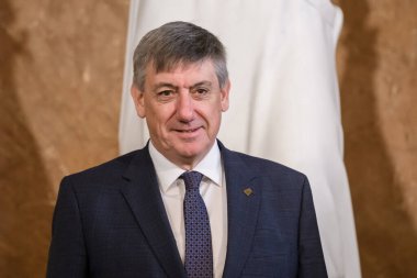 RIGA, LATVIA. 5 Mart 2024. Jan Jambon (fotoğrafta), Flanders Başkanı Letonya Başbakanı Evika Silina ile bir araya geldi.