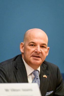 RIGA, LATVIA. 26 Temmuz 2024. Fiona Ma, California Eyaleti Maliye Bakanı Letonya Dışişleri Bakanlığı İş Konferansı 'nın açılışına katıldı.