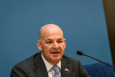 RIGA, LATVIA. 26 Temmuz 2024. Fiona Ma, California Eyaleti Maliye Bakanı Letonya Dışişleri Bakanlığı İş Konferansı 'nın açılışına katıldı.