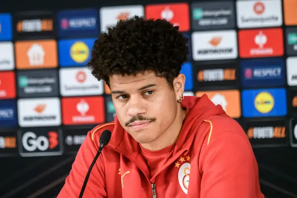 stock image RIGA, LATVIA. 2nd October 2024. GALATASARAY team, during press conference before UEFA Europa league game between team RFS and GALATASARAY.