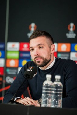 RIGA, LATVIA. 22 Ocak 2025. RIGA, LATVIA. UEFA Avrupa Ligi karşılaşmasından önce Amsterdam Ajax takımının basın toplantısı RFS ve AJAX.