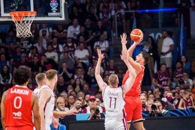 RIGA, LATVIA. 27 Ağustos 2025. FIBA EUROBASKET 2025 Ulusal Erkekler Takımı Letonya ile Milli Erkekler Takımı Türkiye arasında oynanan basketbol maçı.
