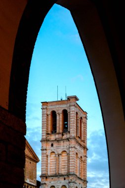 Katedralin çan kulesi, Ferrara İtalya