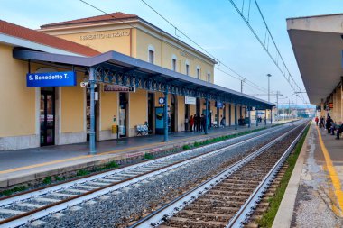The San Benedetto del Tronto station is a railway station located on the Adriatic railway, on the Ancona-Pescara section.