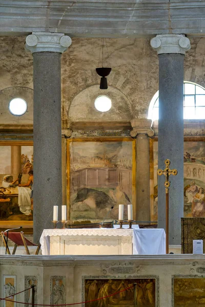 Інтер Церкви Санто Стефано Аль Монте Селіо Рим Італія — стокове фото
