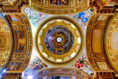 Sant 'Andrea della Valle Kilisesi Kubbesi, Roma, İtalya