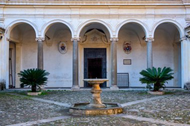 San Clemente al Laterano, Roma, İtalya 'nın ikinci bazilikasının manastırı.