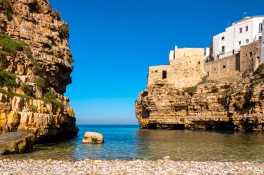 Lama Monachile Plajı, Polignano a Mare, İtalya