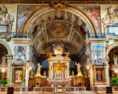 Ara Coeli 'deki Santa Maria Kilisesi sunağı, Roma, İtalya