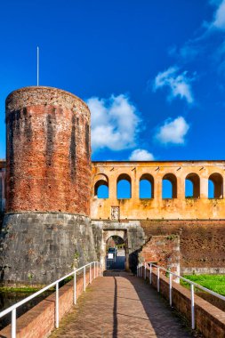 Cittadella Nuova şimdi Giardino di Scotto ya da Giardino Scotto olarak adlandırılan İtalya 'nın Pisa şehrinde eski bir kaledir.