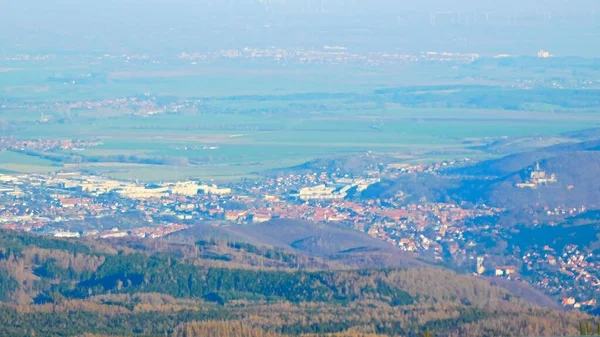 Uitzicht Hoogste Berg Saksen Anhalt Noord Duitsland Naar Wernigerode — Stockfoto