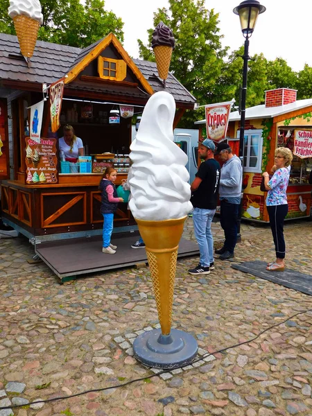 City Templin Uckermark Brandenburg Germany June 2023 Ice Cream Sale — Stock Photo, Image