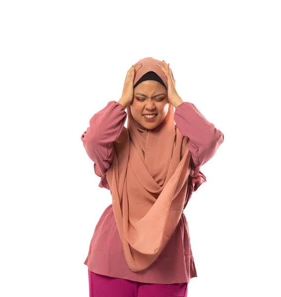 Muslimah Indossa Hijab Vertigini Mal Testa Background Isolato Con Copyspace — Foto Stock