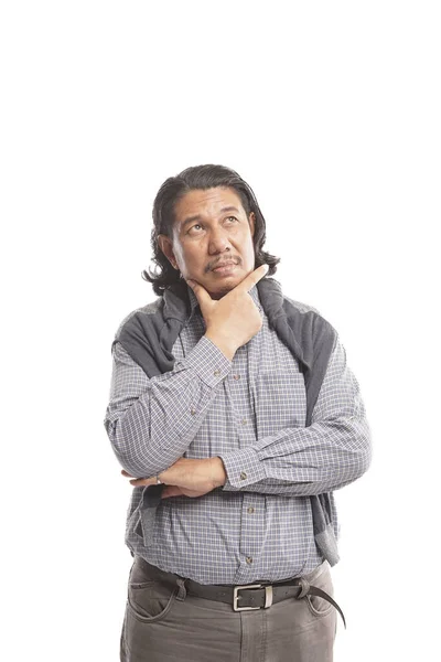 Starý Asijský Muž Nosí Retro Styl Stojící Před Bílým Pozadím — Stock fotografie