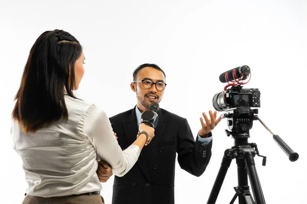 Adult Men Beard Black Suit Talking Camera While Interviewed Female — Stock Photo, Image