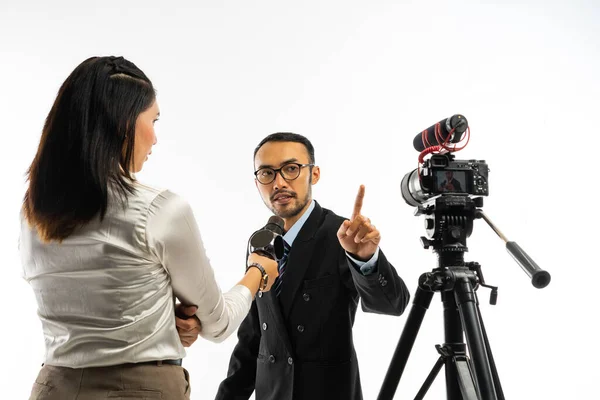 Adult Men Black Suit Pointing Camera While Interviewed Female Journalist — Stock Photo, Image