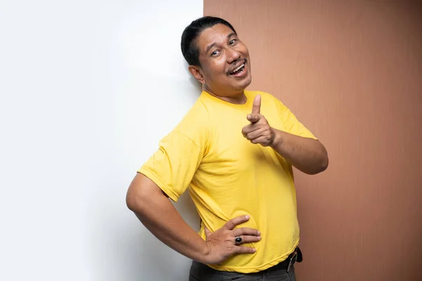 Old Asian Man Standing Confidently Empty Whiteboard Hand Hip Pointing — Stock Photo, Image