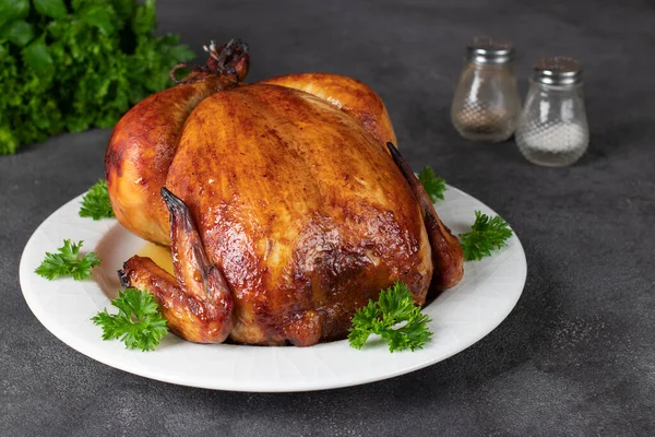 Gegrilltes Huhn Mit Honig Und Sojasauce Auf Weißem Teller Auf — Stockfoto