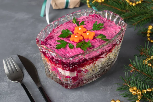 Salată Tradițională Vacanță Rusească Herring Sub Blană Castron Transparent Salată — Fotografie, imagine de stoc