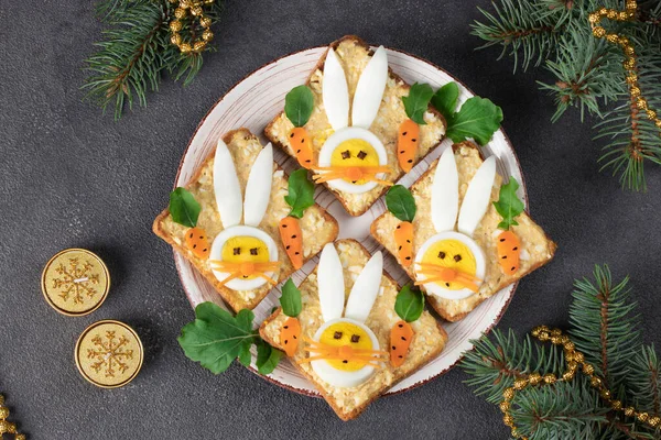 Sandwiches New Year 2023 Canned Tuna Eggs Melted Cheese Decoration — Stock Photo, Image
