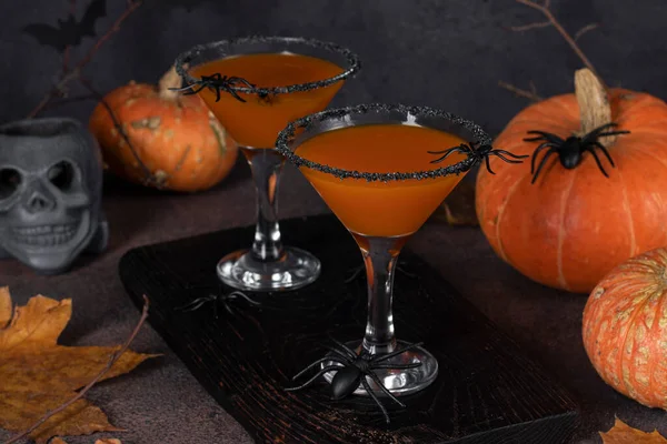Koktajl Pumpkintini Dyni Martini Czarnym Obwódką Cukru Przyjęcia Halloween — Zdjęcie stockowe