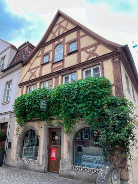 Rothenburg ob der Tauber, Bavyera 'daki eski ahşap ev, Orta Frankonya, Almanya 14.09.24