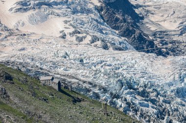 Chamonix 'de Glacier des Bossons görüldü. Fransa