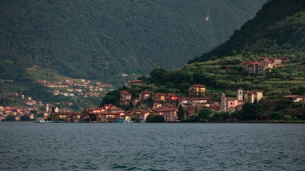 Село Карцано Острові Ізола Лорето Озері Істео Італії Післяобіднє Сонце — стокове фото