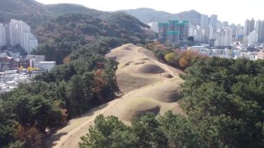Yeonsandong Gobungun Geochilsan krallığının antik mezarı, Yeonje-gu, Busan, Güney Kore, Asya