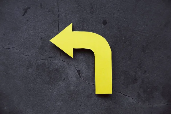 Señal Flecha Amarilla Vida Futura Con Dirección Símbolo Redirección Obsctacle —  Fotos de Stock