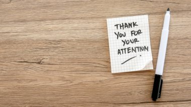 Tahta masadaki kalemle olan ilginiz için teşekkür ederim.