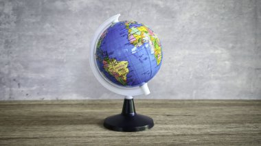 Tahta Masa Üzerinde Detaylı Dünya Küresi, Küresel İş, Seyahat ve Uluslararası Kavramları Sembolize Ediyor