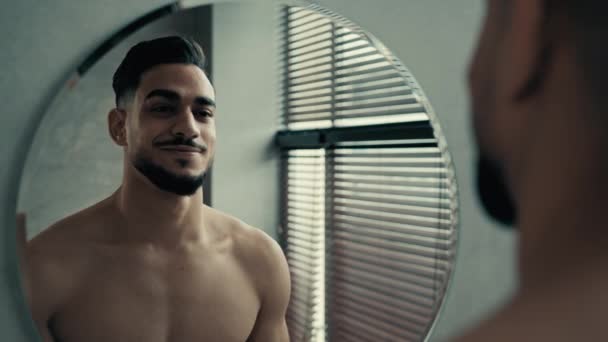 Closeup Bearded Man Indian Latina Hispanic Male Bathroom Looking Self — Stock Video