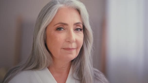 Portrait Serious Beautiful Aged Senior Mature Lady Caucasian Old Gray — Stock Video