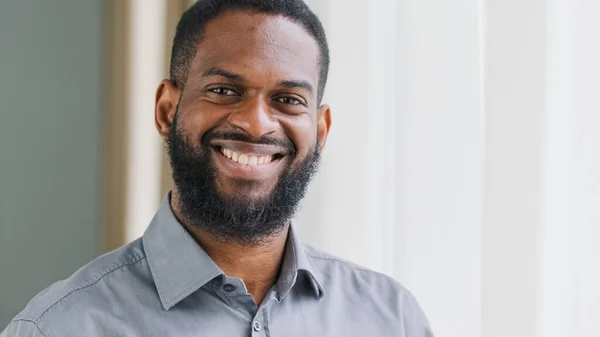 Headshot Positive Adult Bearded African American Male Company Manager Worker — Stok fotoğraf