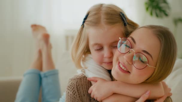Caucasian Family Closeness Little Cute Daughter Kid Baby Girl Embrace — Stockvideo