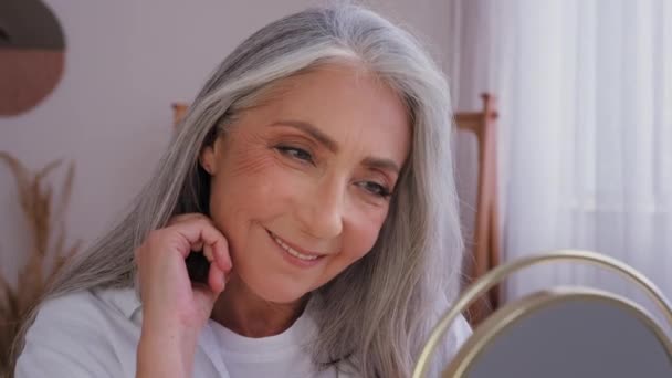 Aging Wrinkled Aging Cosmetology Old Caucasian Woman Senior Mature Aged — Stock video