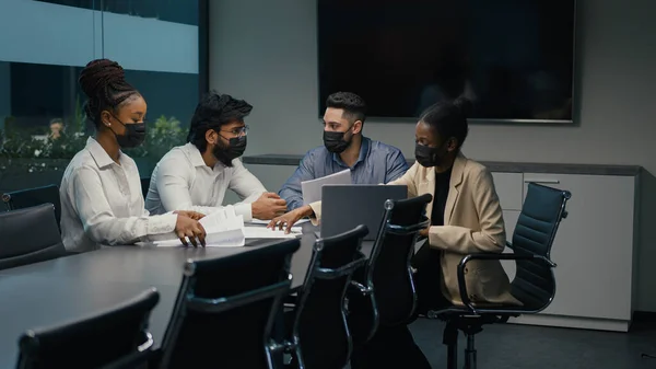 Multi Etnische Diverse Business Team Partners Kantoormedewerkers Afro Amerikaanse Indiase — Stockfoto