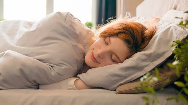 Caucasian Happy Woman Sleeping Comfortable Cozy Bed Home Girl Lady — Stock Photo, Image