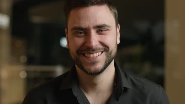 Üzleti Portré Felnőtt Boldog Kaukázusi Férfi Üzletember Kereskedelem Vállalkozó Munkáltató — Stock videók