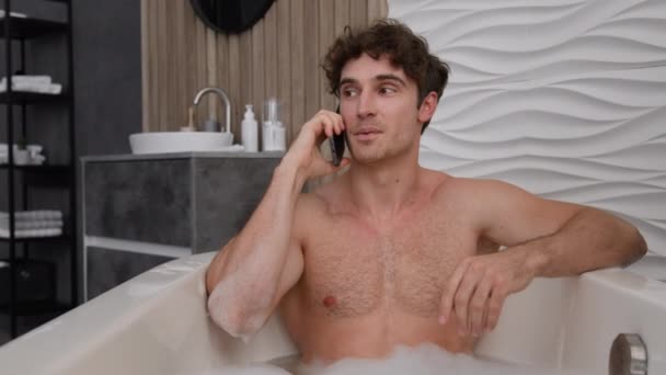 Caucasian Man Naked Male Guy Relaxing Bath Soapy Foam Relax — стоковое видео