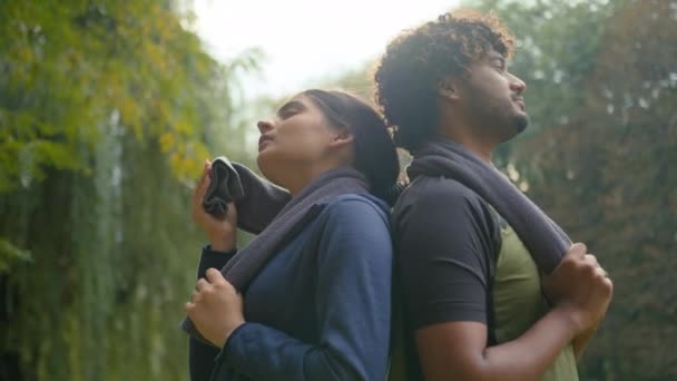 Twee Mensen Sport Samen Indiaas Paar Liefde Arabieren Man Vrouw — Stockvideo