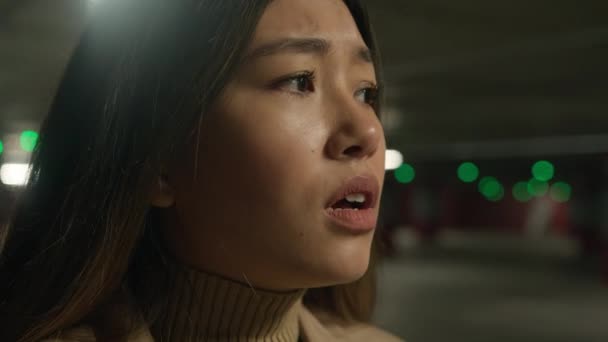 Nahaufnahme Frau Gesicht Asiatisch Chinesisch Koreanisch Japanisch Ethnisch Mädchen Aufgeregt — Stockvideo
