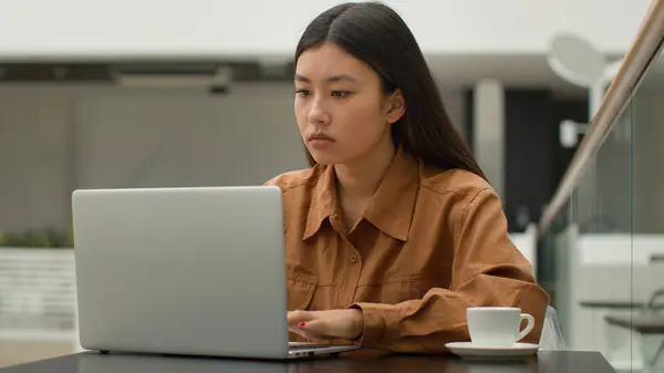 Nahaufnahme Asiatische Geschäftsfrau Geschäftsfrau Managerin Büroangestellte Japanische Chinesin Studentin Studiert — Stockfoto